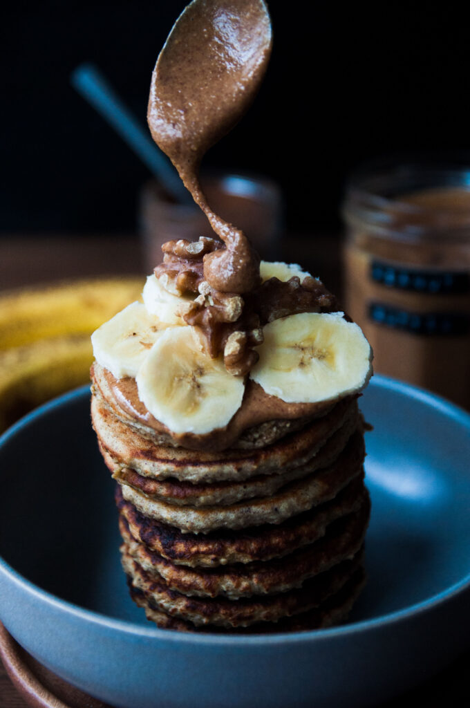 Banana and oatmeal pancakes