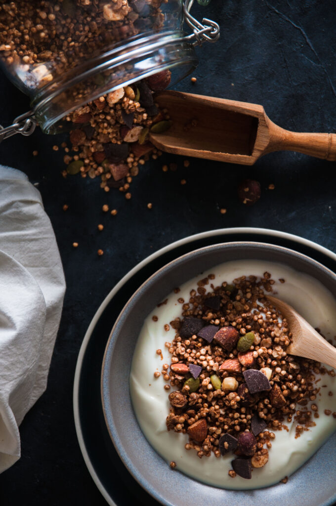 chocolate-puffed-quinoa-granola